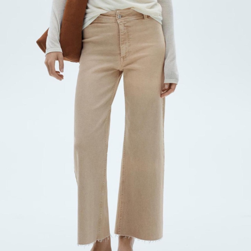 Wide leg/cropped flare beige tan jeans